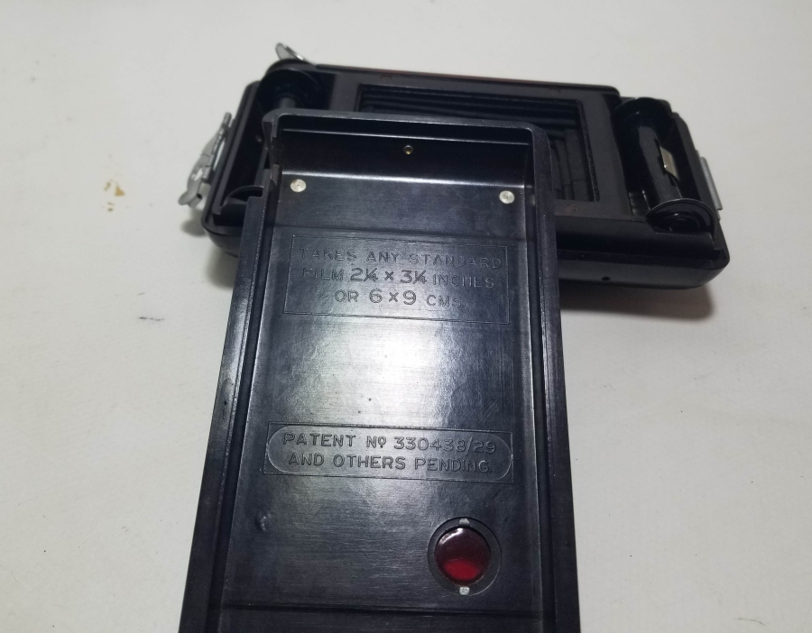 ORİJİNAL DERİ KUTUSUNDA ANTİKA FOTOĞRAF MAKİNESİ