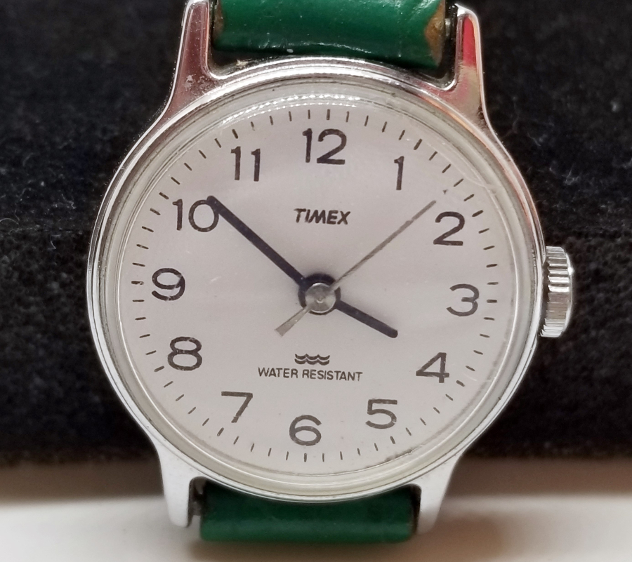 TIMEX MARKA ÇALIŞIR DURUMDA KOL SAATİ