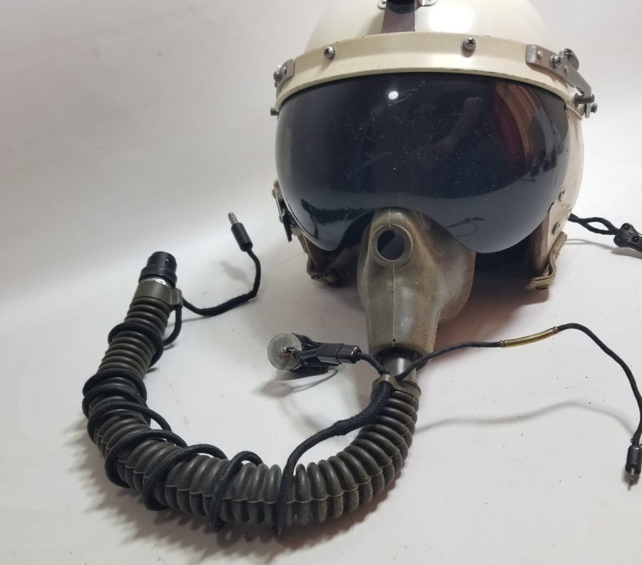 KORE SAVAŞI DÖNEMİ P4 MODELİ SAVAŞ UÇAKLARINA AİT NADİR PİLOT KASKI