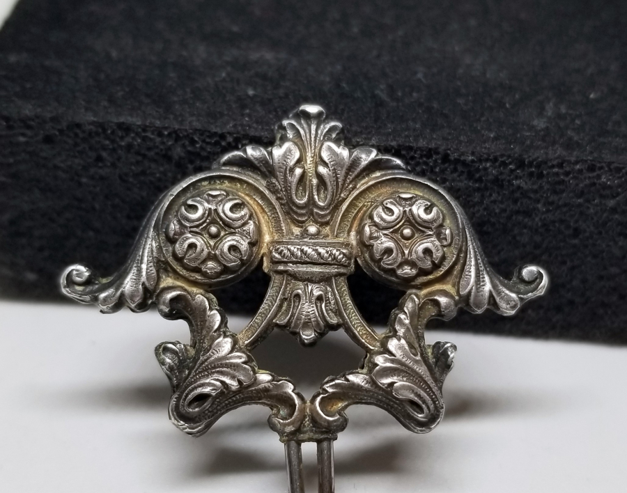 KABARTMA İŞÇİLİKLİ OSMANLI DÖNEMİ GÜMÜŞ SAÇ TOKASI