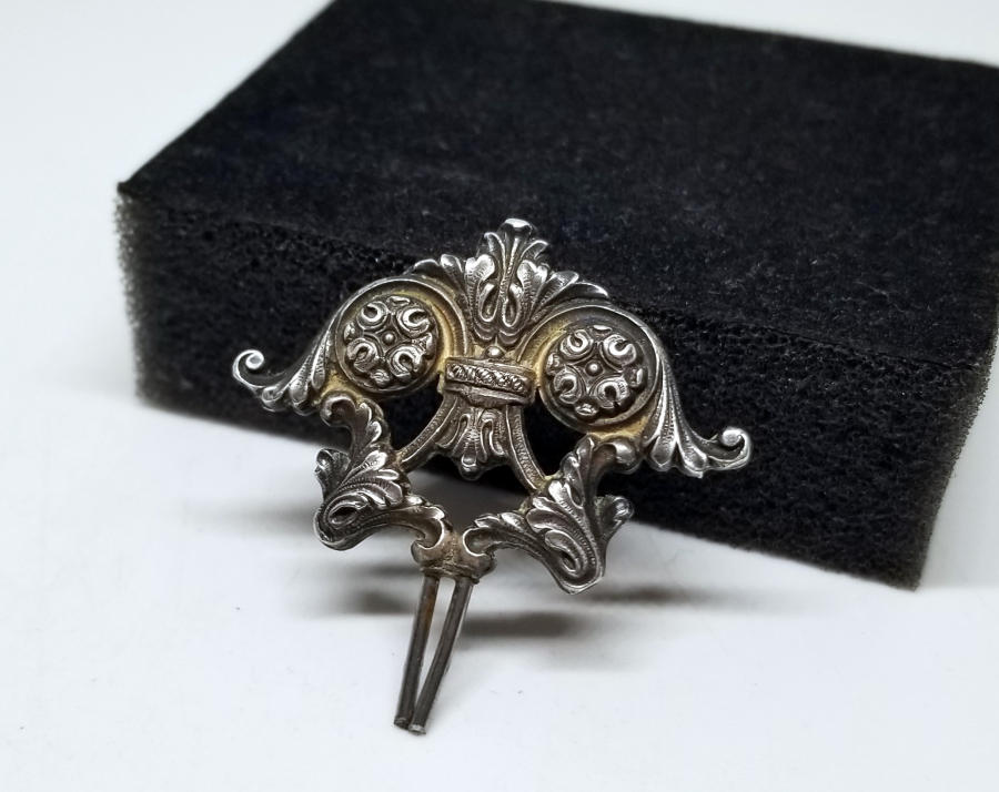 KABARTMA İŞÇİLİKLİ OSMANLI DÖNEMİ GÜMÜŞ SAÇ TOKASI