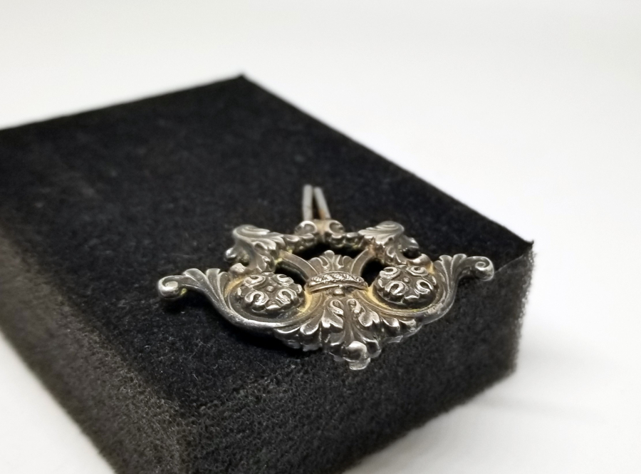 KABARTMA İŞÇİLİKLİ OSMANLI DÖNEMİ GÜMÜŞ SAÇ TOKASI