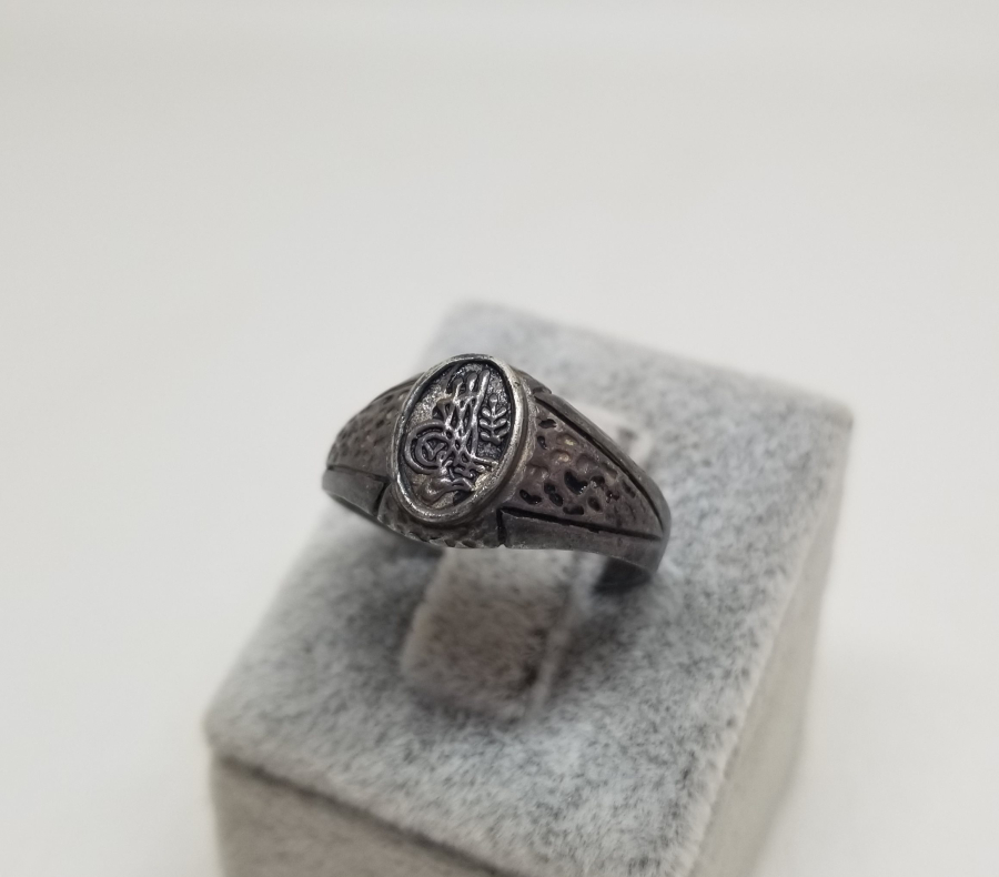 ÜZERİ TUĞRA FORMLU GÜMÜŞ YÜZÜK