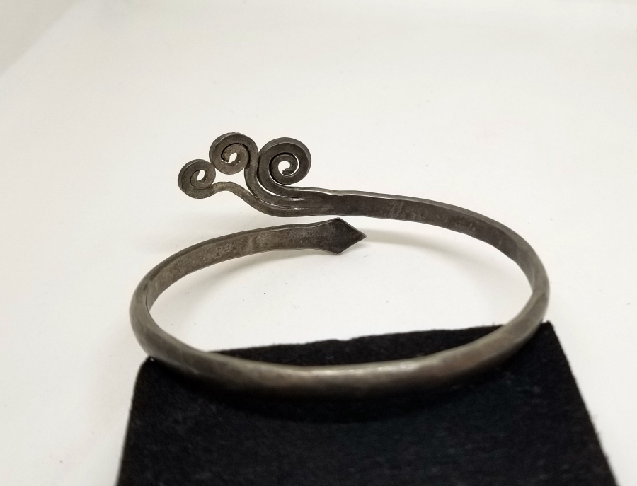 YILAN BAŞI FORMUNDA YAPILMIŞ OSMANLI DÖNEMİ RUM PAZUBENT