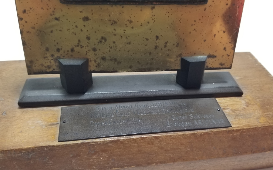 DEKORATİF MASAÜSTÜ PLAKET