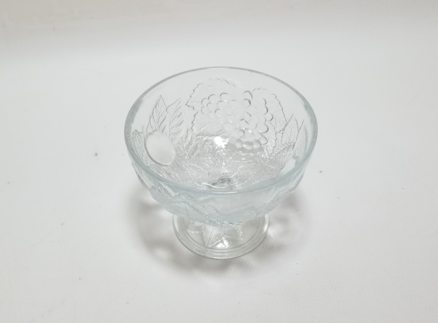 KABARTMA İŞÇİLİKLİ ANTİKA CAM DONDURMALIK