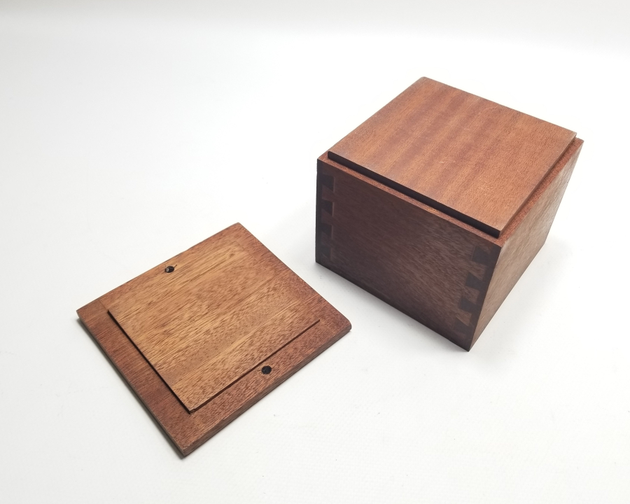 EL YAPIMI ANTİKA AHŞAP KUTU