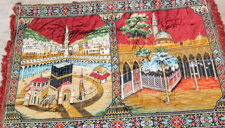 KABE-İ ŞERİF GÖRSELLİ ANTİKA İPEK FLOŞ DUVAR HALISI