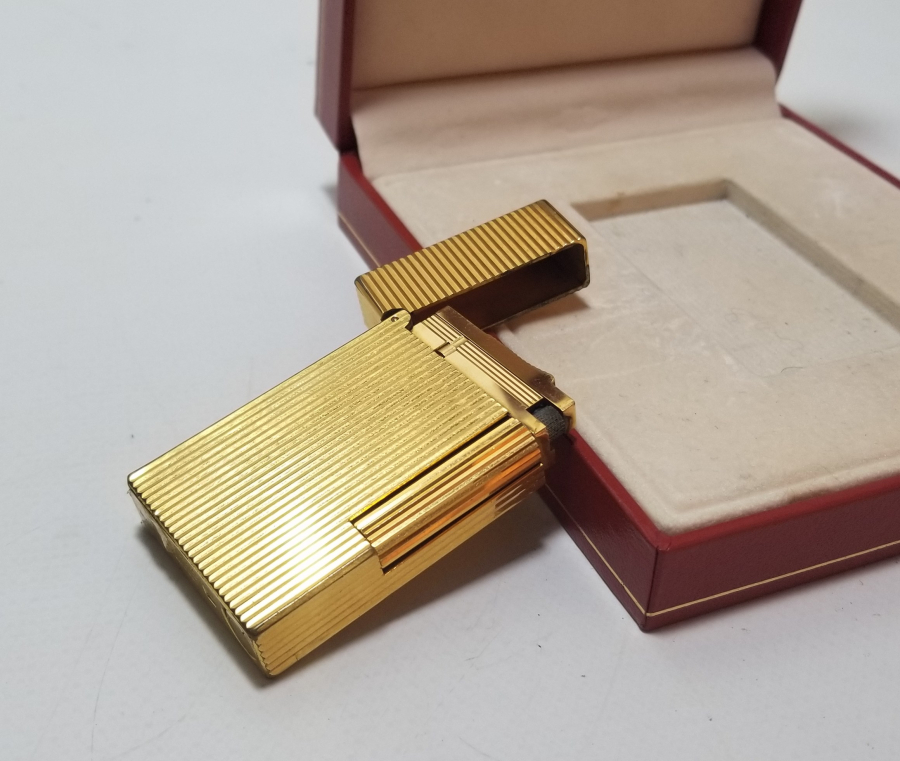 ORİJİNAL KUTUSUNDA ALTIN KAPLAMA NADİR DUPONT ÇAKMAK