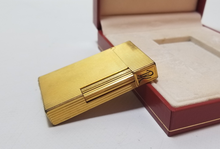 ORİJİNAL KUTUSUNDA ALTIN KAPLAMA NADİR DUPONT ÇAKMAK