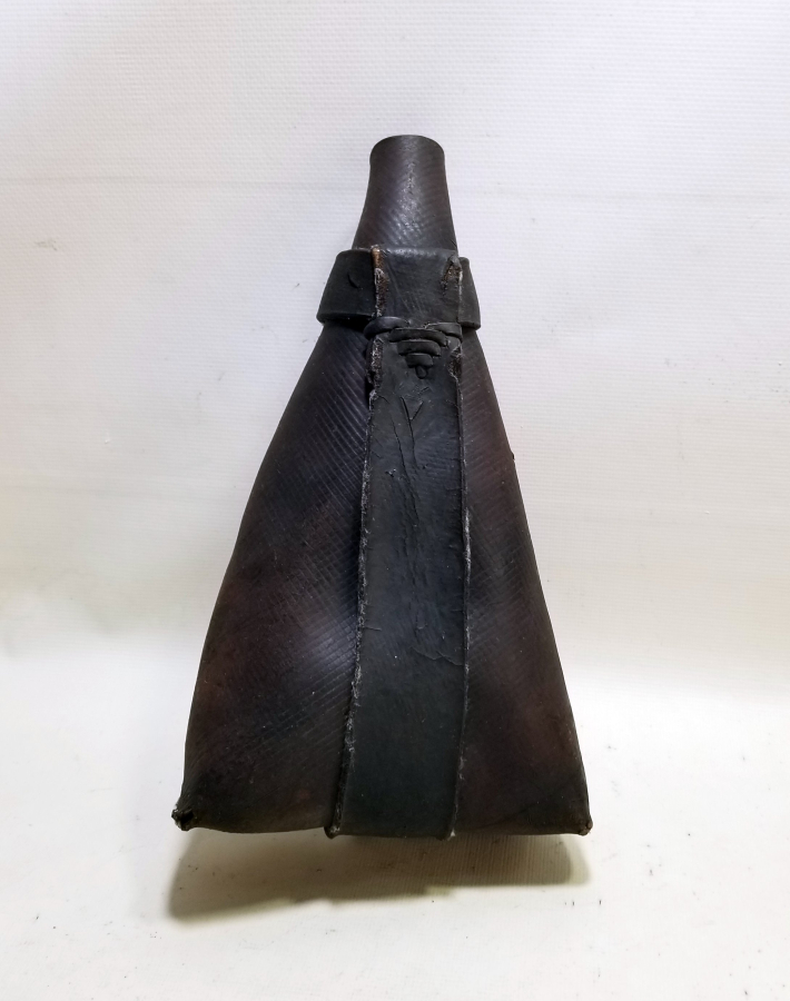 OSMANLI DÖNEMİ DERİDEN MAMUL NADİR YENİÇERİ BARUTLUK