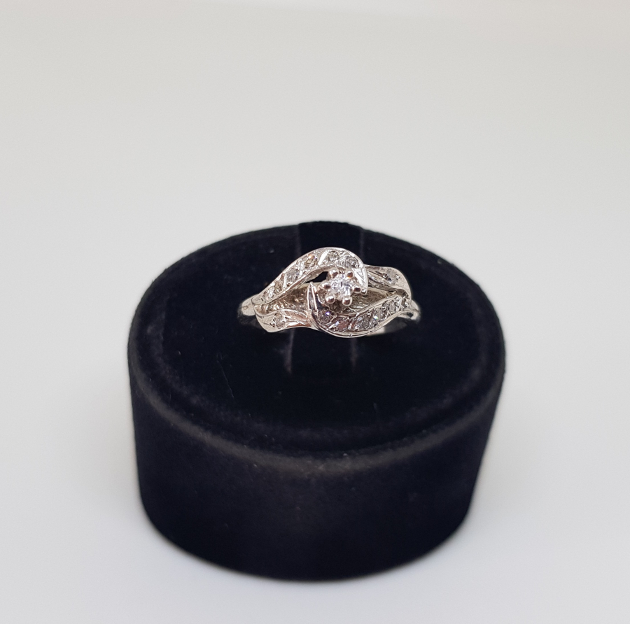 PIRLANTA TAŞLI SALYANGOZ MODEL YÜZÜK