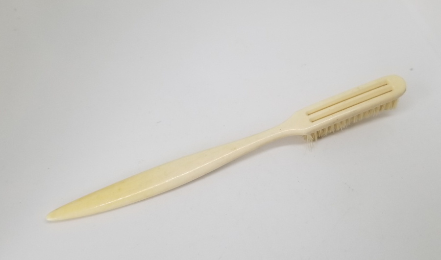 ÇOK NADİR ANTİKA KEMİK SAPLI DİŞ FIRÇASI