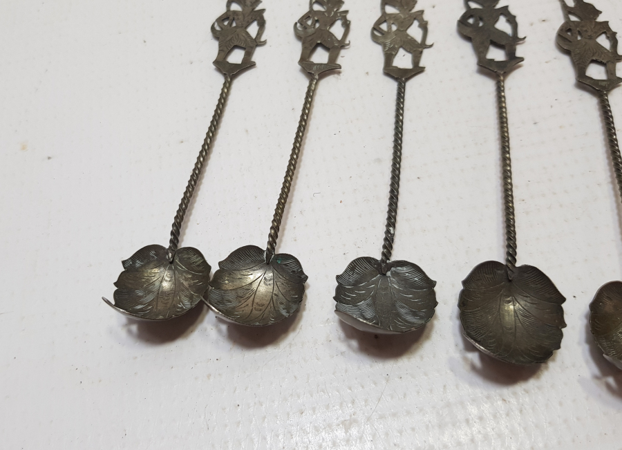 KALEM VE TESTERE İŞÇİLİKLİ UZAK DOĞU YAPIMI ANTİKA ALTILI ÇAY KAŞIĞI SETİ