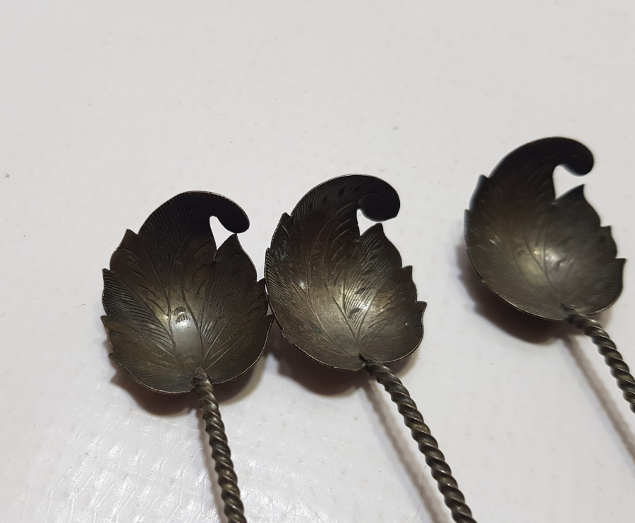 KALEM VE TESTERE İŞÇİLİKLİ UZAK DOĞU YAPIMI ANTİKA ALTILI ÇAY KAŞIĞI SETİ