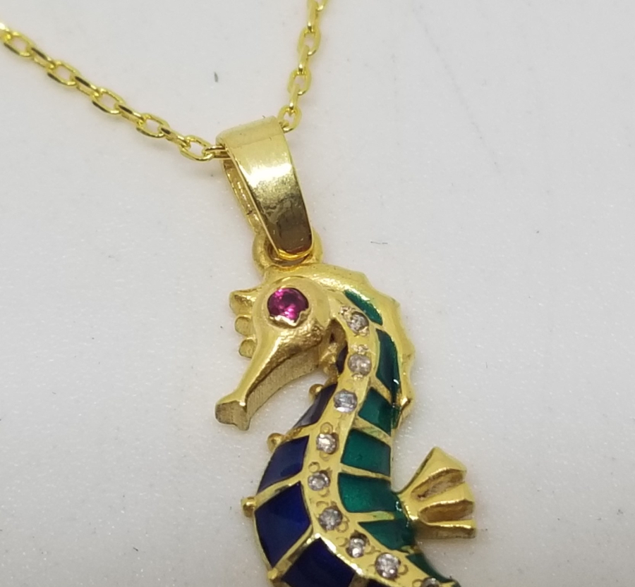 PIRLANTA TAŞLI DENİZATI FORMLU MİNE İŞÇİLİKLİ ÖZEL YAPIM KOLYE