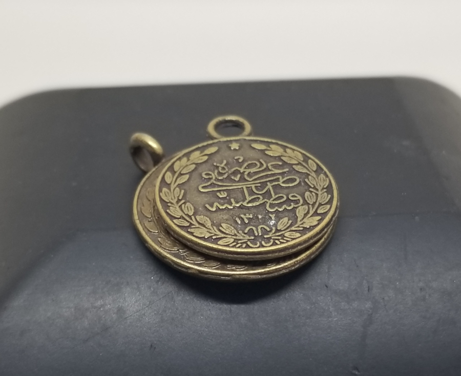 İKİ ADET ANTİKA PENEZ