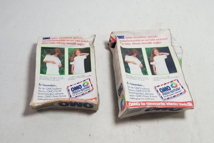 İKİ ADET İÇİ BOŞ OMO DETERJAN PAKETİ