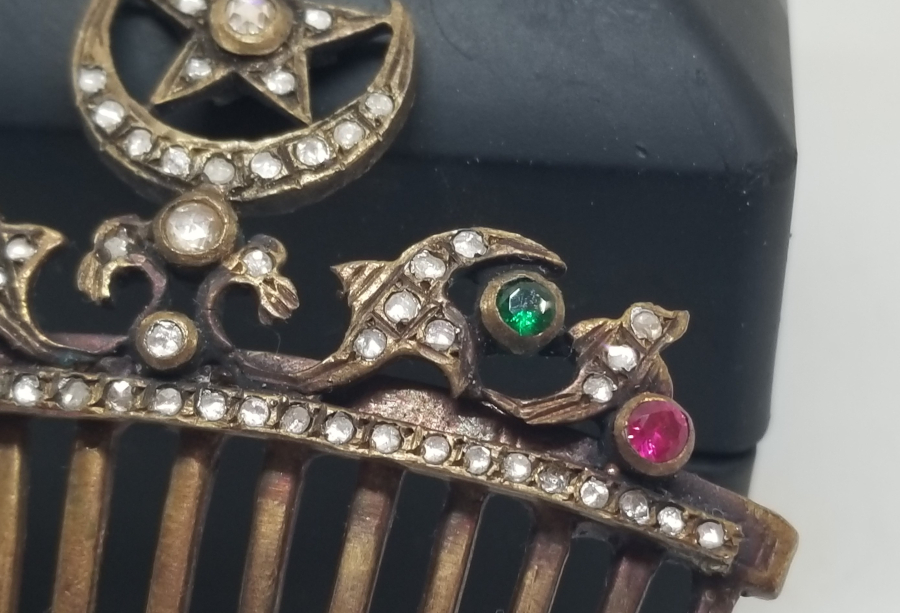 ÜZERİ AY YILDIZ FİGÜRLÜ ÖZEL YAPIM TAÇ