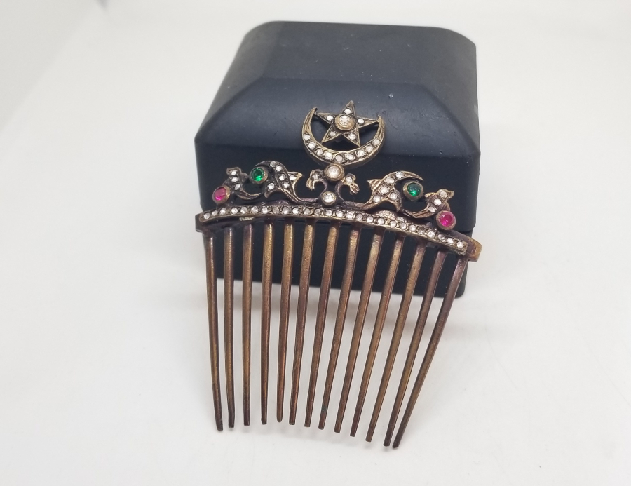 ÜZERİ AY YILDIZ FİGÜRLÜ ÖZEL YAPIM TAÇ