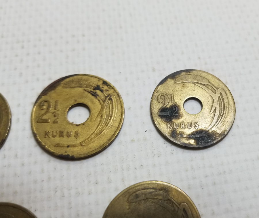 1948-1949 YILLARINA AİT KOLEKSİYONLUK DELİK 2,5 KURUŞ LOTU