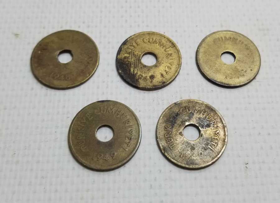 1948-1949 YILLARINA AİT KOLEKSİYONLUK DELİK 2,5 KURUŞ LOTU