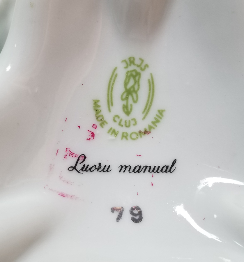 ALTIN VARAKLI ANTİKA PORSELEN BİBLO