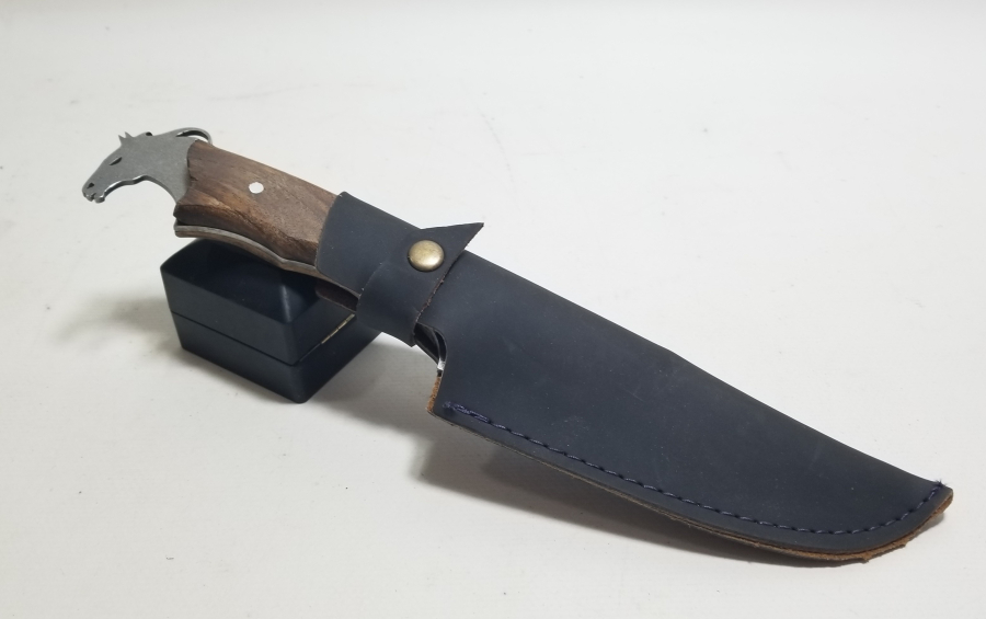 BÜYÜK BOY AHŞAP SAPLI VE AT BAŞLI KAMPÇI BIÇAĞI