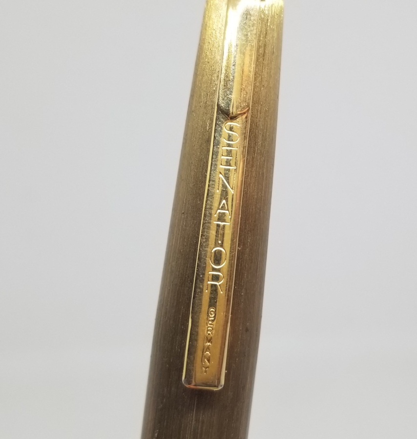 ALTIN KAPLAMA UÇLU SENATOR MARKA DOLMA KALEM