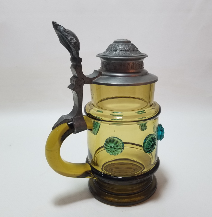 KABARTMA İŞÇİLİKLİ NADİR TİPTE ANTİKA TANKART - BİRA BARDAĞI