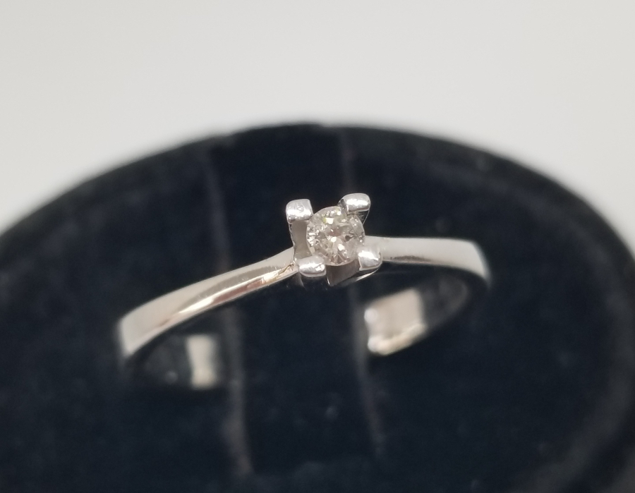 PIRLANTA TAŞLI TEKTAŞ YÜZÜK