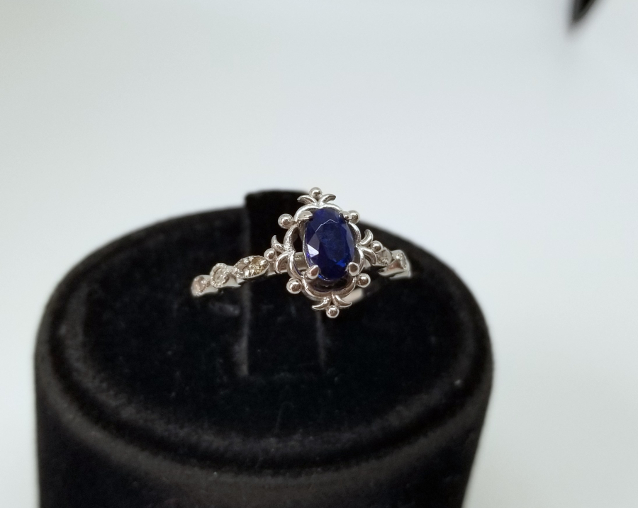 PIRLANTA VE SAFİR TAŞLI ÖZEL YAPIM YÜZÜK