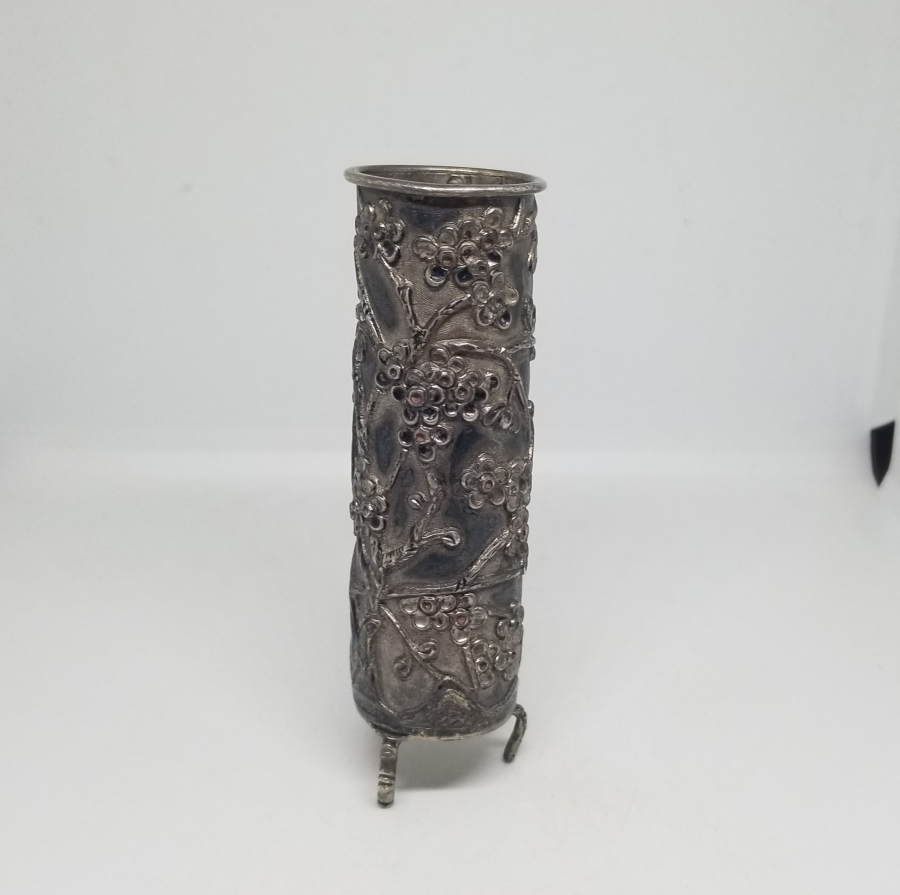 NADİR TİPTE KABARTMA İŞÇİLİKLİ GÜMÜŞ KAPLAMA UZAKDOĞU TÜTSÜLÜK