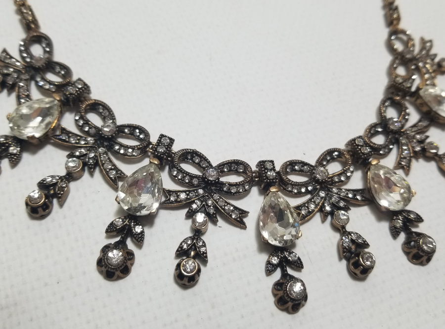 OSMANLI TARZDA YAPILMIŞ BİJUTERİ GERDANLIK