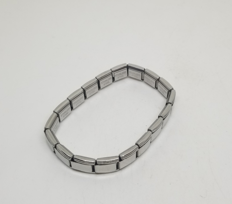 ESNER YAPILI ÇELİK BİLEKLİK