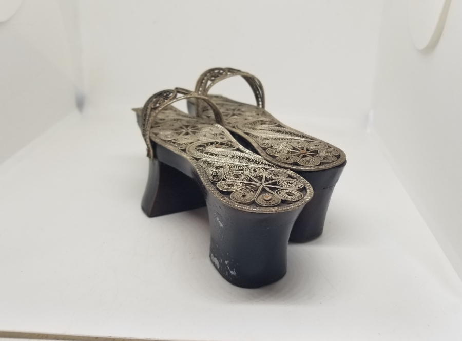 TELKARİ İŞÇİLİKLİ ANTİKA DEKORATİF NALIN - TAKUNYA