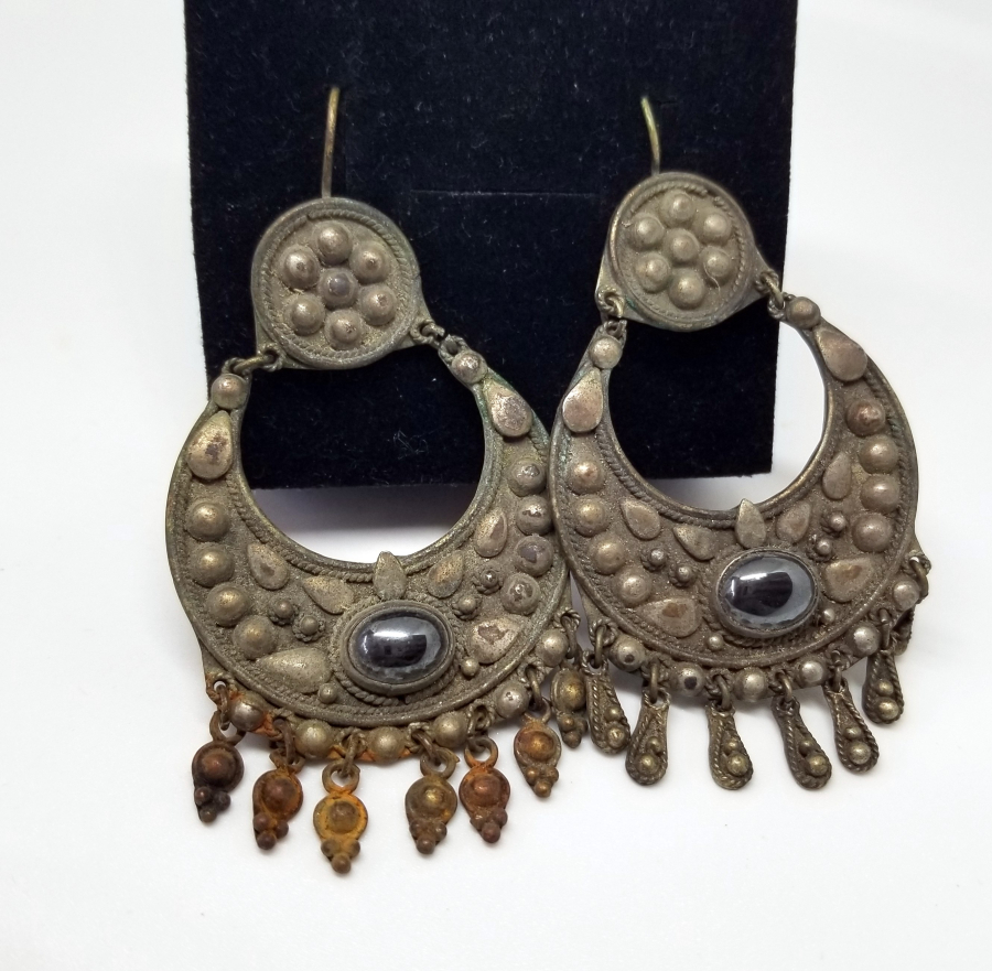 GRANAT TAŞLI ÖZEL YAPIM ANTİKA GÜMÜŞ KÜPE