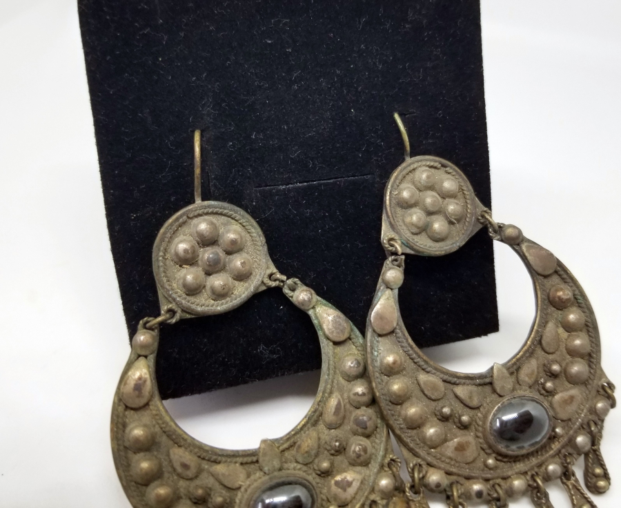 GRANAT TAŞLI ÖZEL YAPIM ANTİKA GÜMÜŞ KÜPE