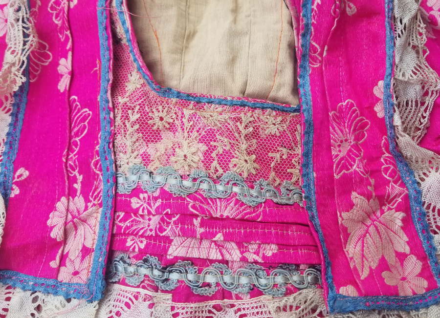 OSMANLI DÖNEMİ HEREKE DOKUMASI İPEK KIYAFET