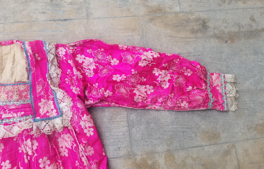 OSMANLI DÖNEMİ HEREKE DOKUMASI İPEK KIYAFET