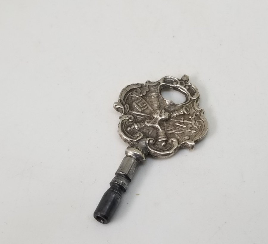 ÜZERİNDE OSMANLI DEVLET ARMASI FİGÜRÜ BULUNAN NADİR TİPTE OSMANLI SAAT KURMA ANAHTARI