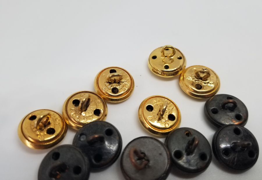 ANTİKA ASKERİ DÜĞME LOTU