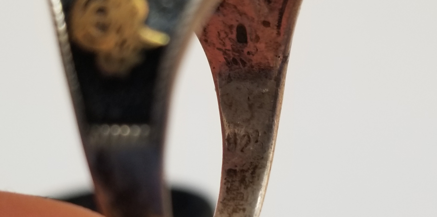 ÜZERİ TUĞRALI GÜMÜŞ YÜZÜK