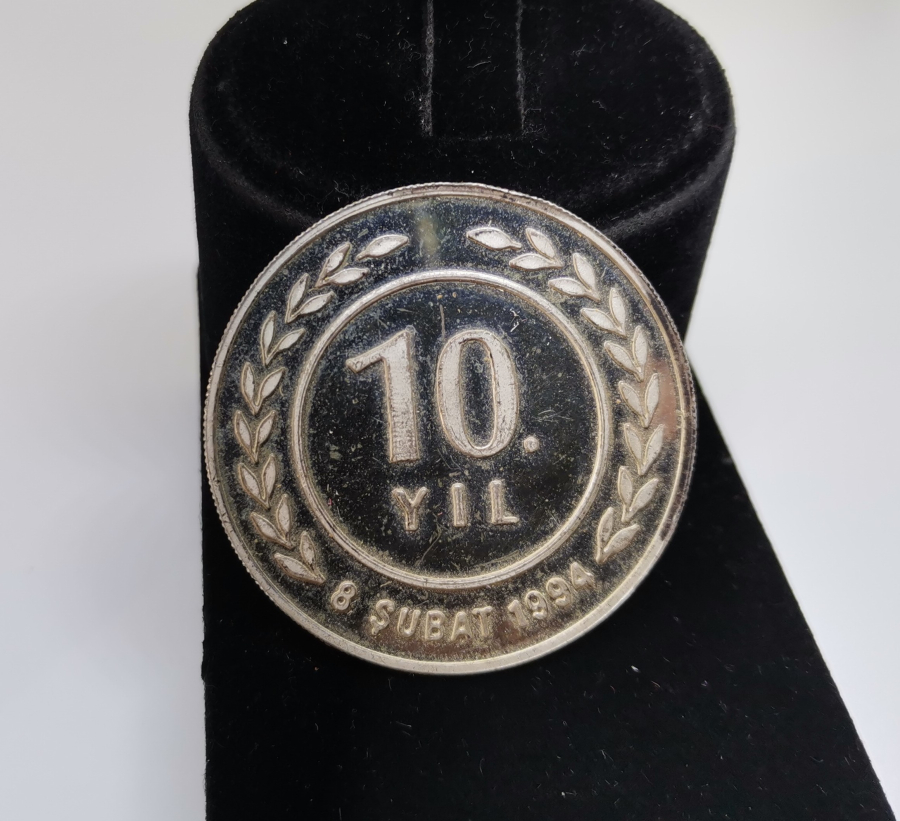 BAYINDIR HOLDİNG'İN KURULUŞUNUN 10. YILI ANISINA BASILMIŞ ÖZEL HATIRA GÜMÜŞ MADALYON