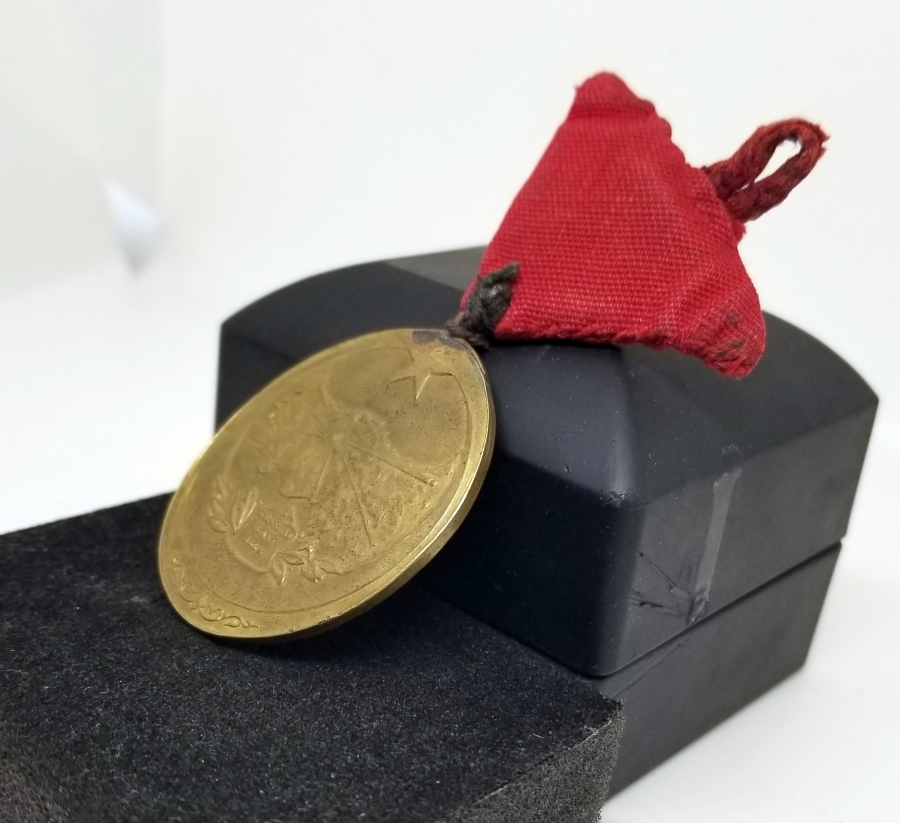 NADİR ASKILI İSTİKLAL MADALYASI