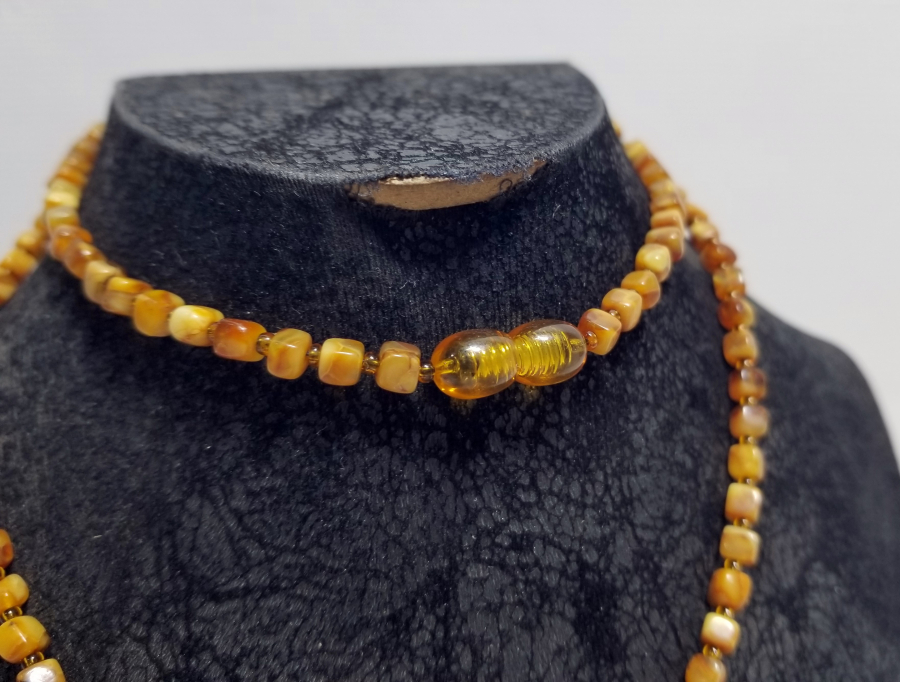 ÖZEL YAPIM DAMLA KEHRİBAR KOLYE