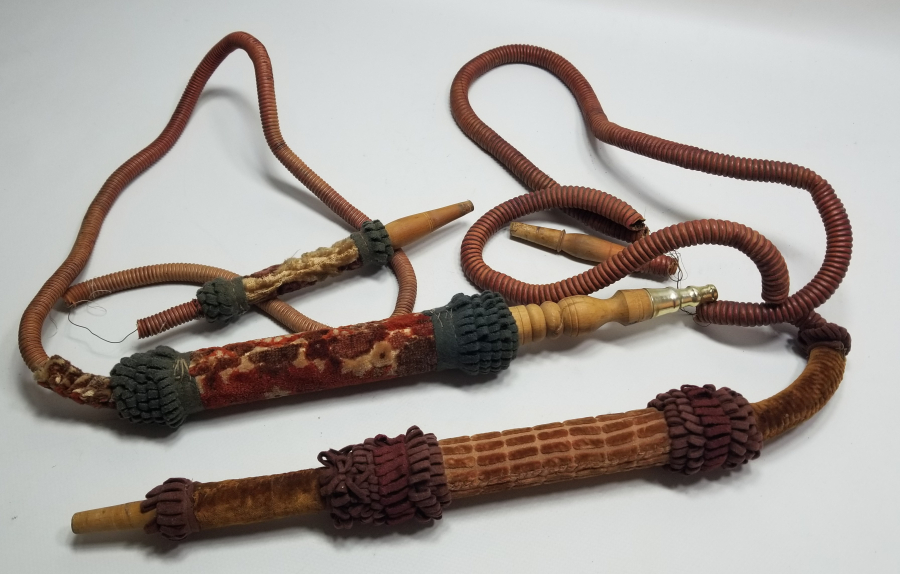 İKİ ADET ANTİKA NARGİLE MARPUCU