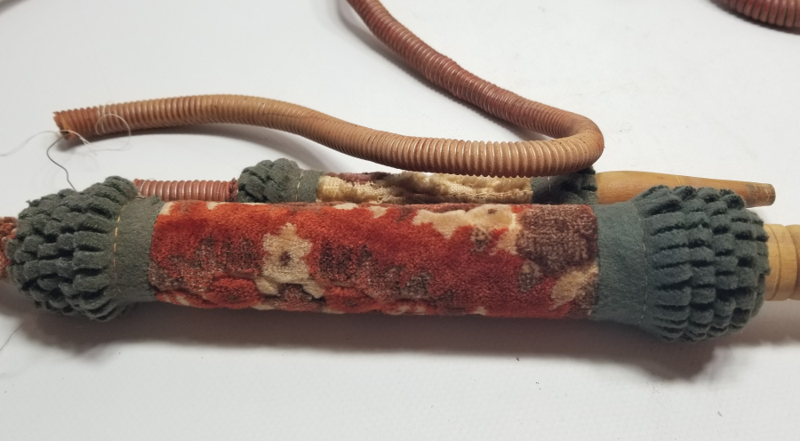 İKİ ADET ANTİKA NARGİLE MARPUCU