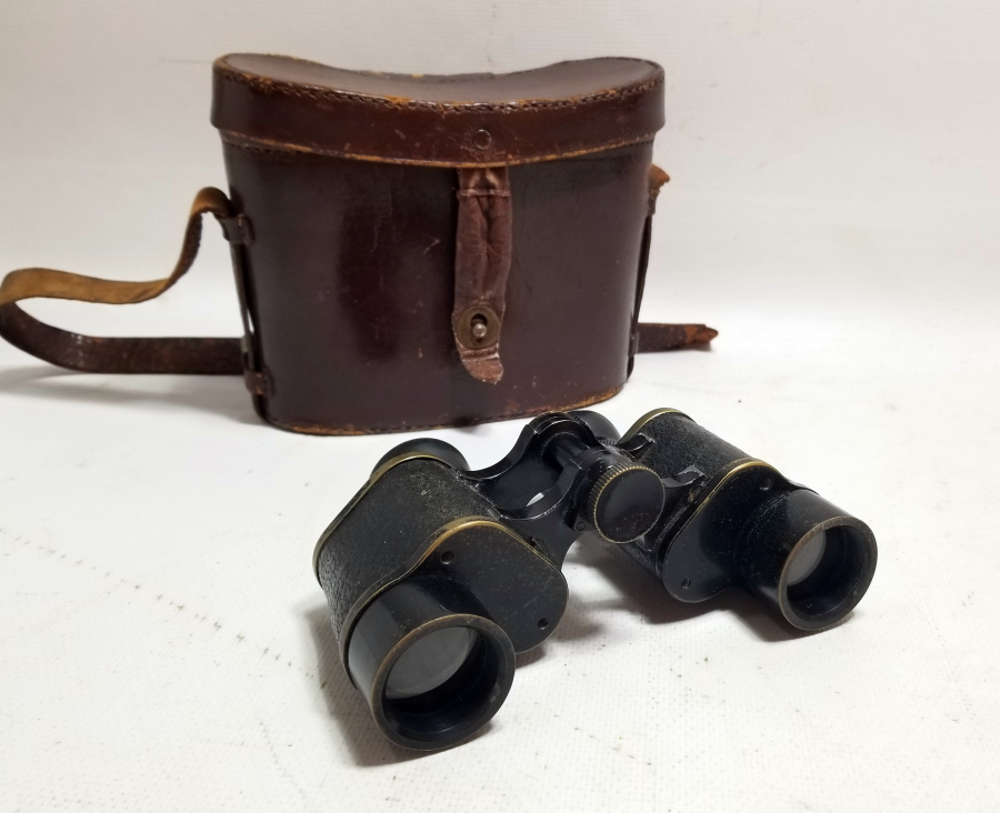 ORİJİNAL KUTUSUNDA ÜZERİ OSMANLICA YAZILI NADİR SUBAY DÜRBÜNÜ