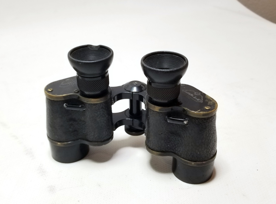 ORİJİNAL KUTUSUNDA ÜZERİ OSMANLICA YAZILI NADİR SUBAY DÜRBÜNÜ